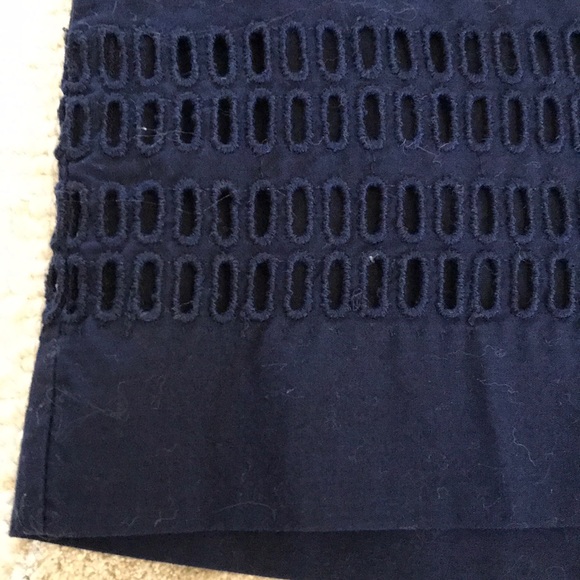 Gap eyelet skirt - Picture 2 of 3